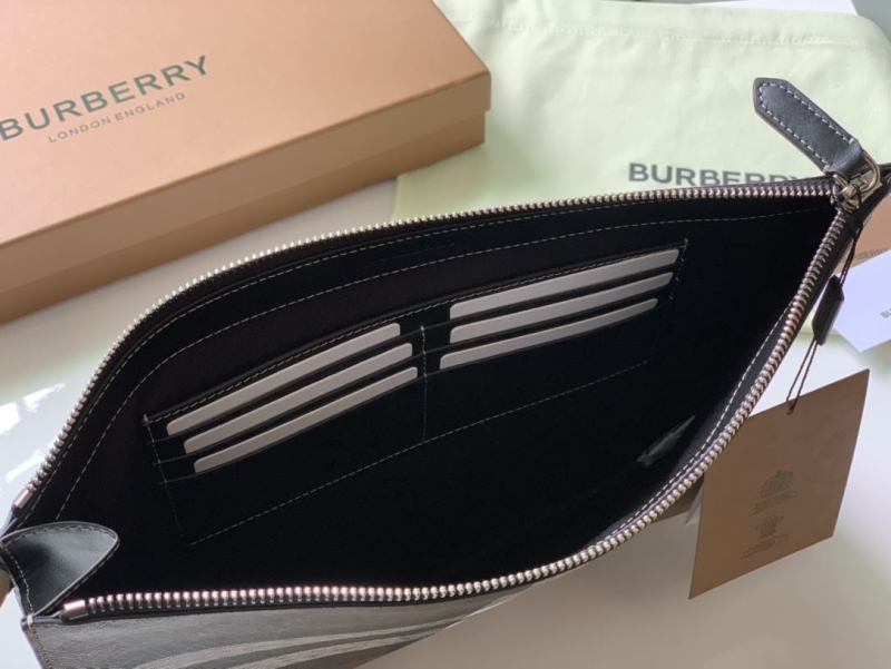 Burberry Wallets & Purse